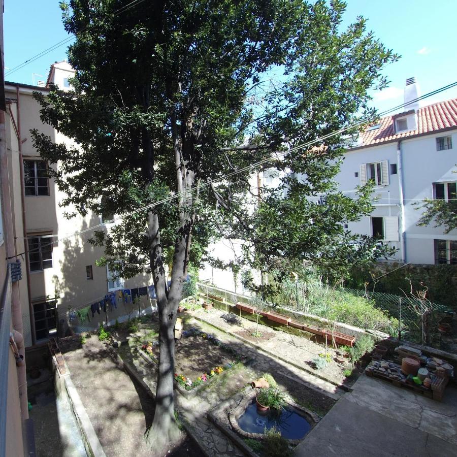 Casa Antica - Historical Apartment In Old City Center Terst Exteriér fotografie